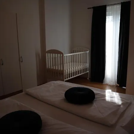 Noemi Apartment