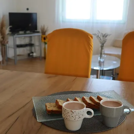 Noemi Apartment Appartamento Vrsi